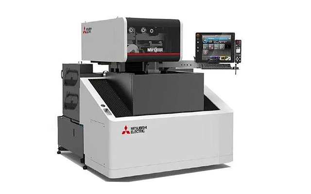 Mitsubishi MV1200R - Premek